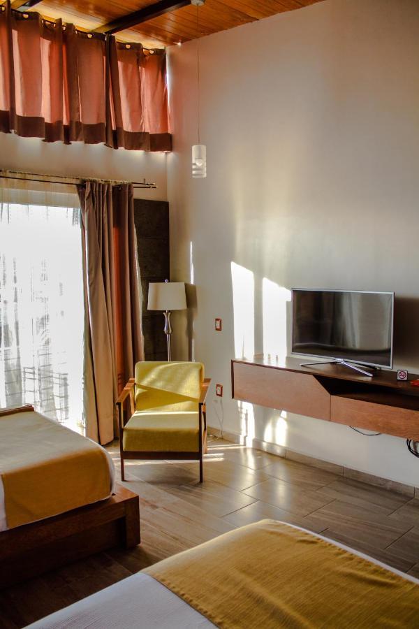 Hotel Rancho Tabachines Zitácuaro Kültér fotó